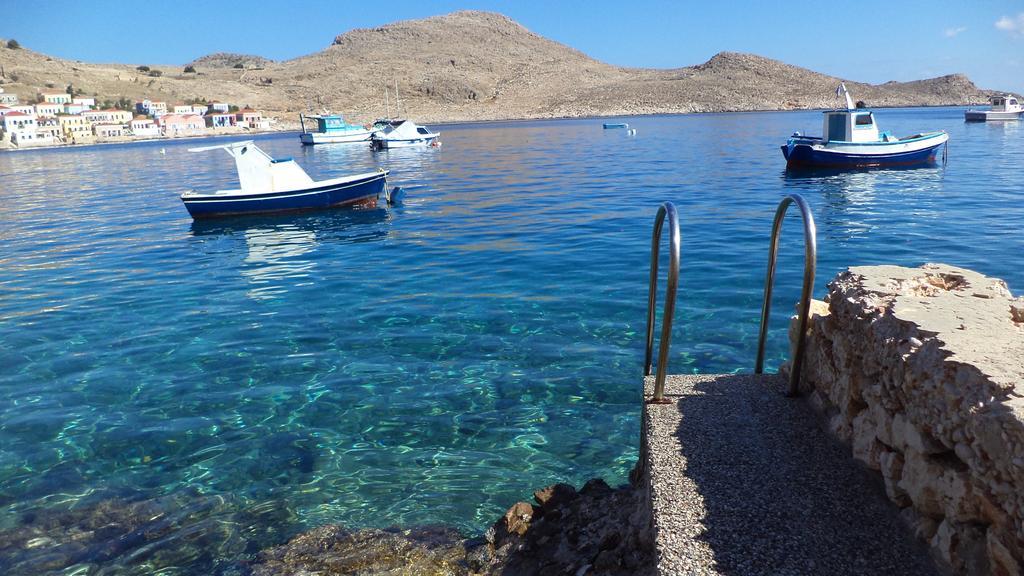Villa Skiadeni Chalki Town 客房 照片